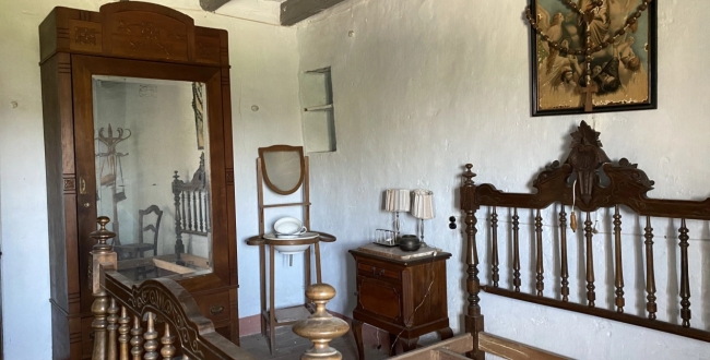 CASA AMB ENCANT PER REHABILITAR A PONTÓS.