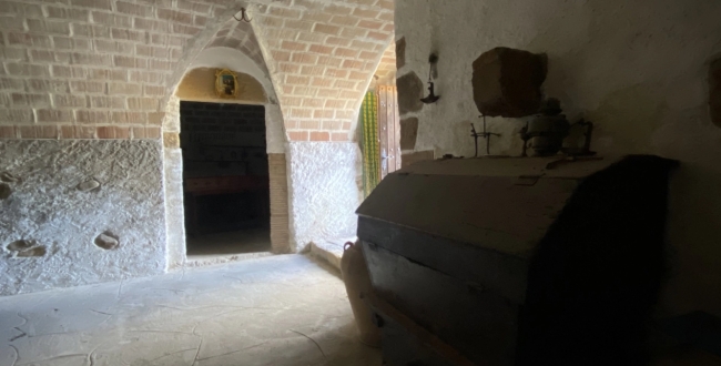 CASA AMB ENCANT PER REHABILITAR A PONTÓS.